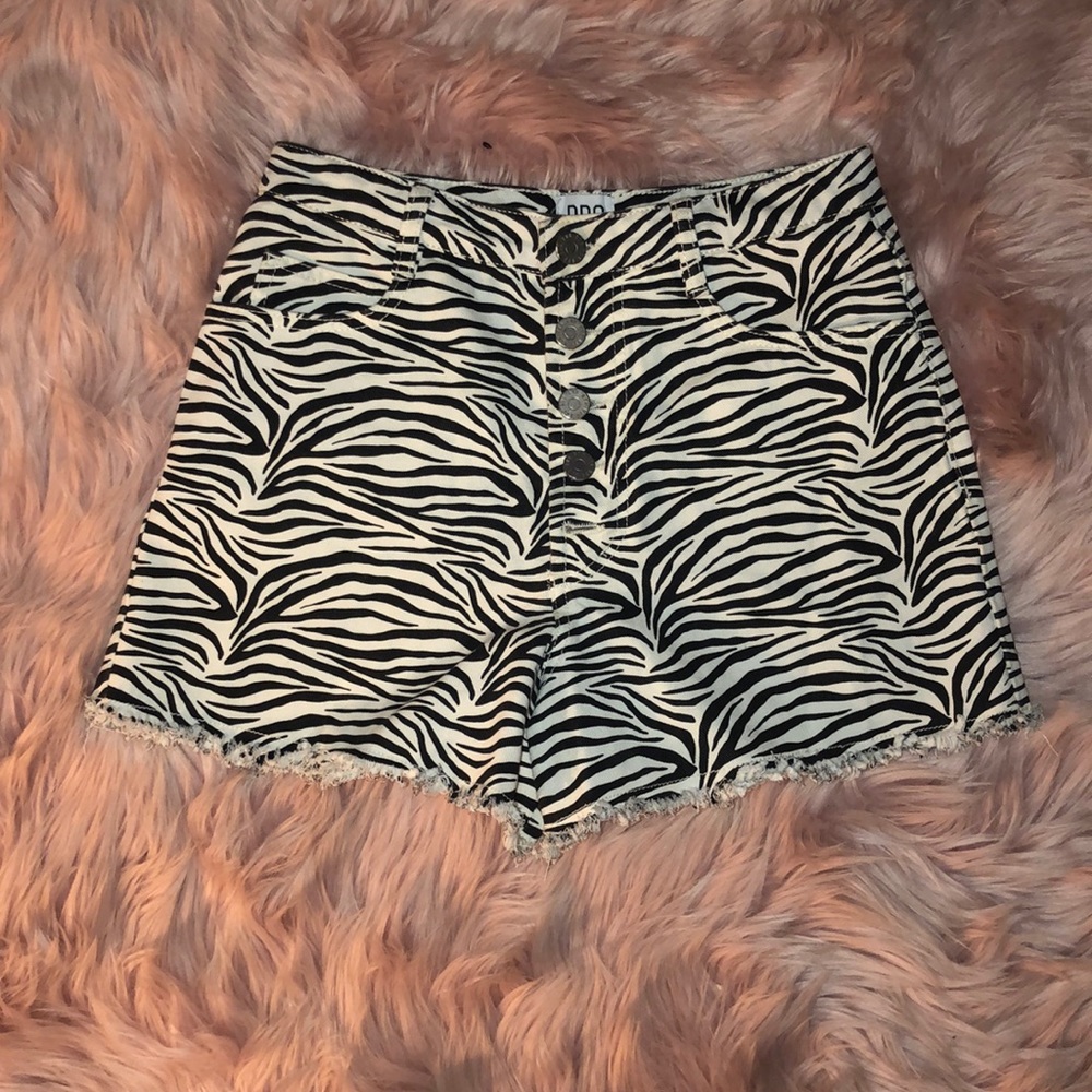 High waisted BDG Zebra shorts